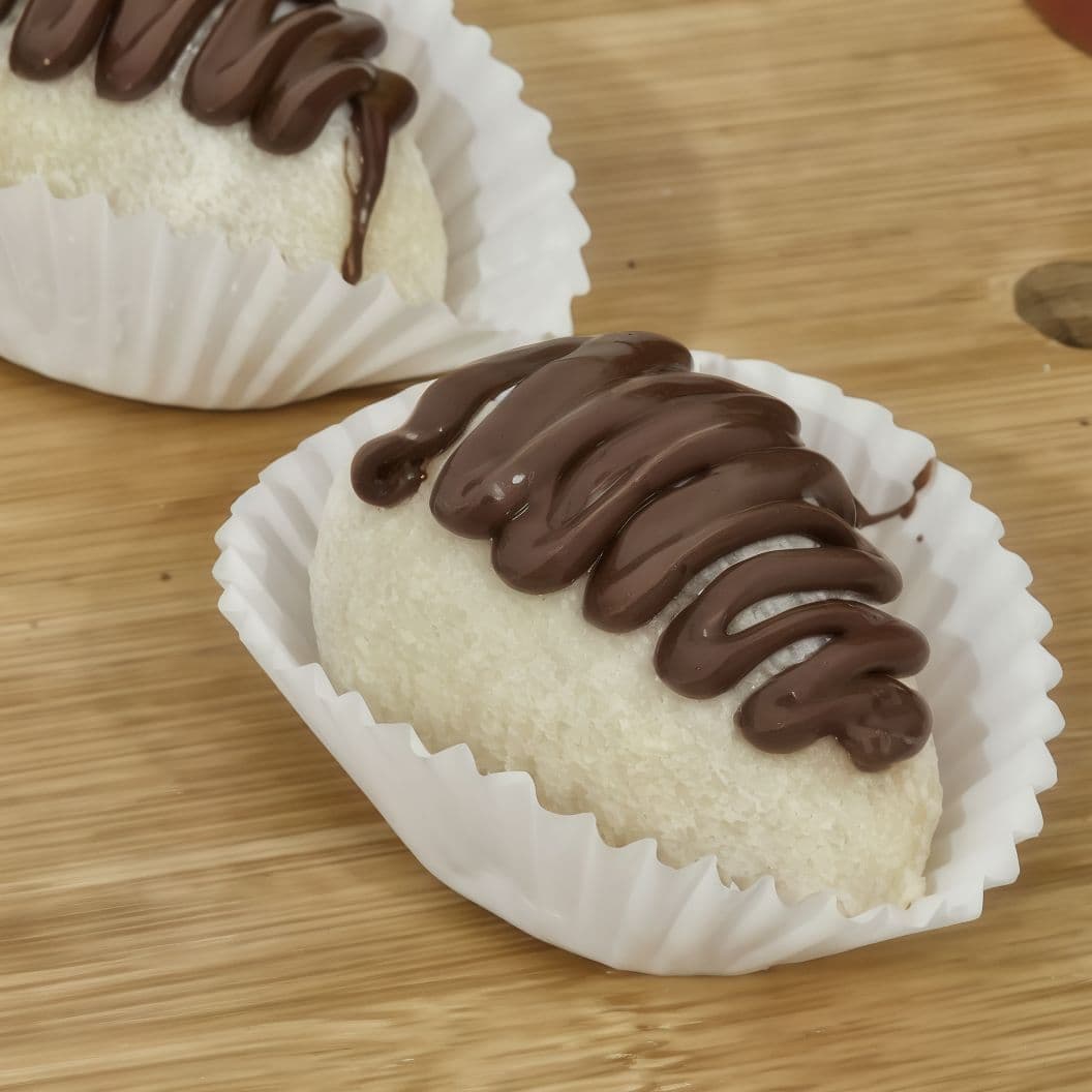 Coxinha de Morango/Uva - Nido com Nutella